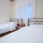 Rustic House Semesterbostad Sarakinoi