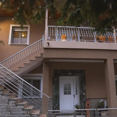 Rustic House Holiday home Sarakinoi