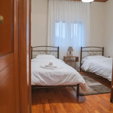 Vakantiehuis Rustic House *