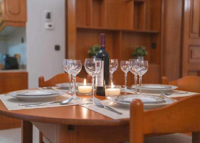 Rustic House 度假居 *